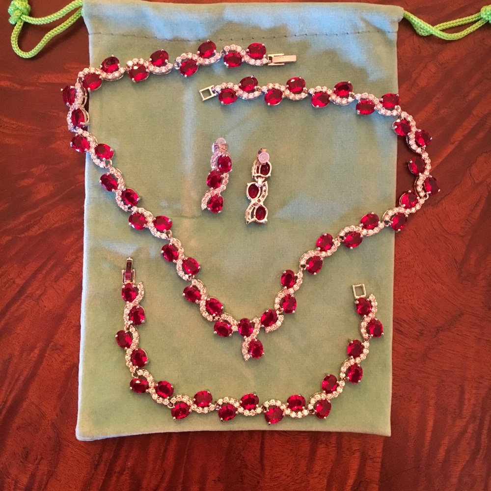 Necklace, Bracelet and Earring Set